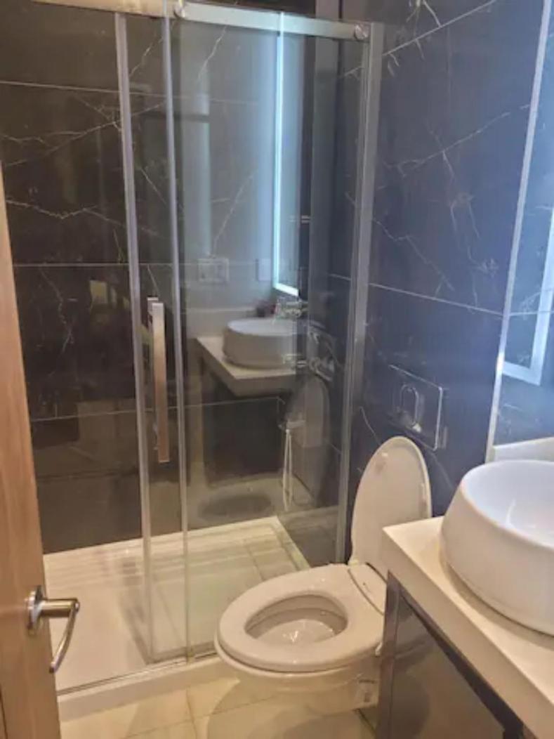 Toronto Modern House Apartment Ngoại thất bức ảnh